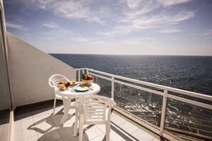 View from room - Acapulco (San Bartolomé de Tirajana)