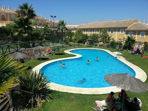 ISLANTILLA-VILLA T2 HOUSE 88 -1ST LINE FRONT GOLF-PARK AUTO GARAGE