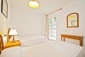 Room - Llevant Apartments (Pollença)