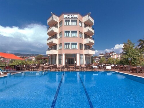 Malhun Hotel
