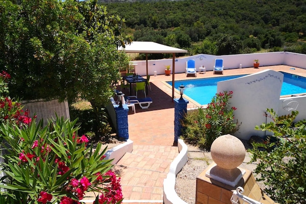 Vistas e piscina