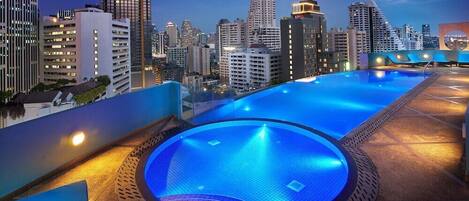 Piscina a l'aire lliure