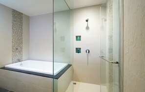 Bathroom - Shama Sukhumvit Bangkok (Bangkok)