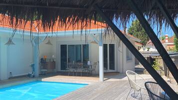 Piscine extérieure, piscine chauffée