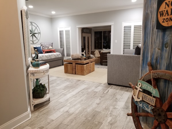 Immagine non classificata, 1 di 48, pulsante