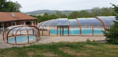 Individual chalet***, perfectly equipped for your vacations,indoor swimming pool