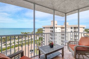 Immagine non classificata, 3 di 37, pulsante