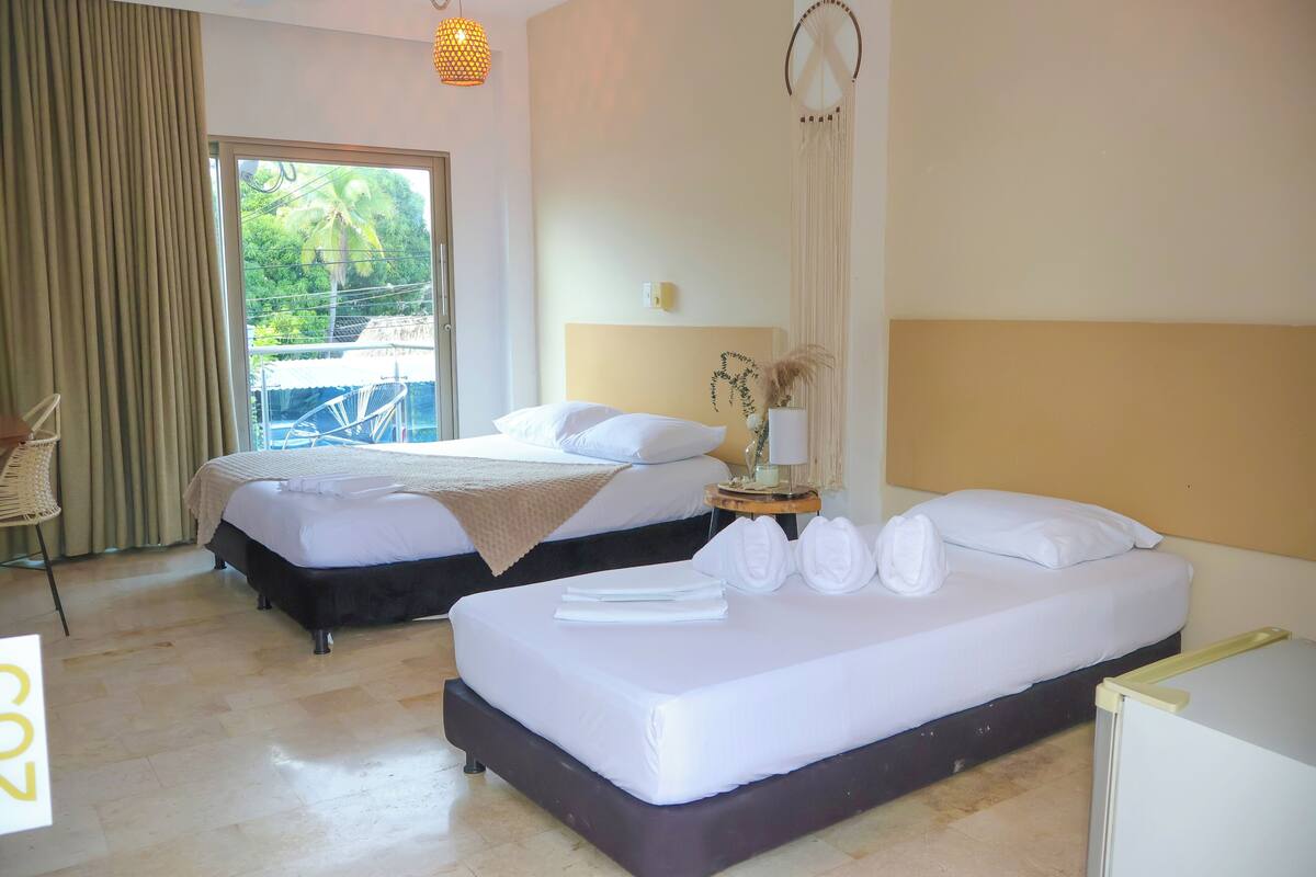 In-room safe, free WiFi, bed sheets