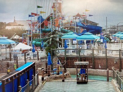 2nd house from beach Private cottage w outside patio. Sleeps 2.