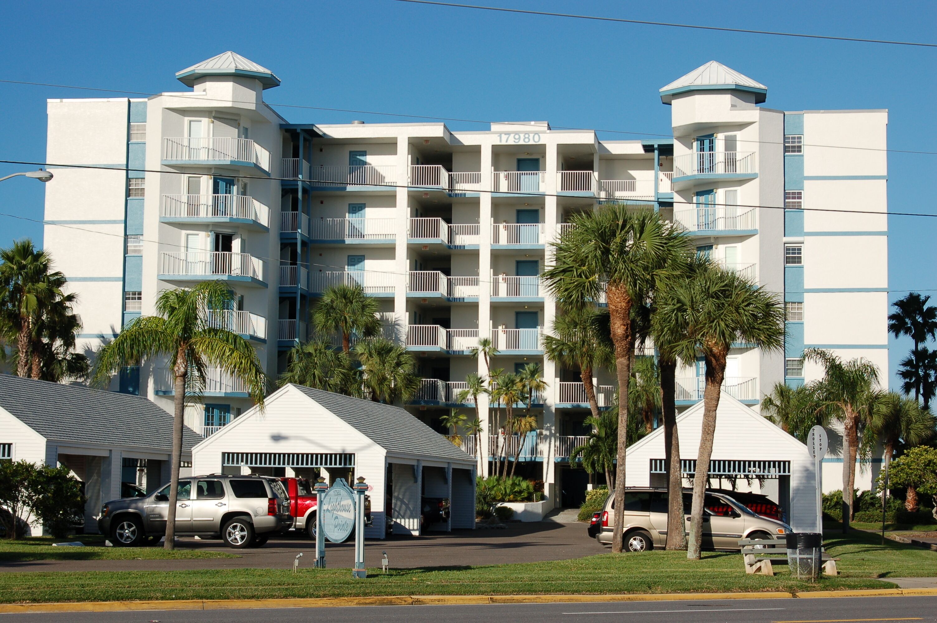 Beautiful Beachfront Condo Overlooking Redington Shores