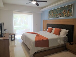 高级公寓, 3 间卧室, 按摩浴缸 | 办公桌、遮光窗帘、熨斗/熨衣板、免费 WiFi