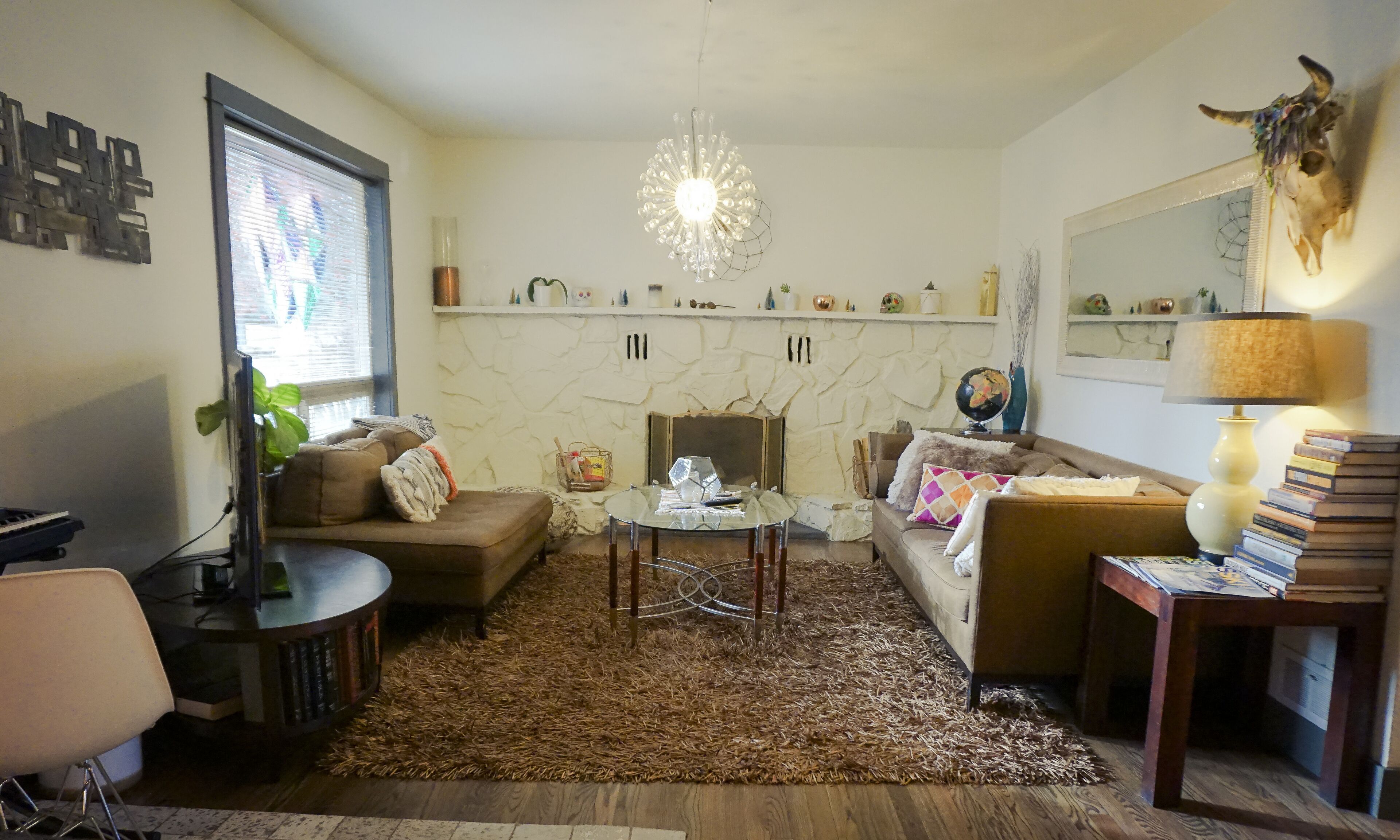 Midtown Mid-Century w/ Pool & Hot Tub Near Downtown