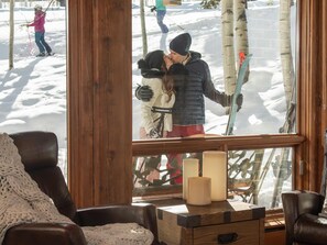 Interior - Top of the Village - Slope 303 (Snowmass Village)