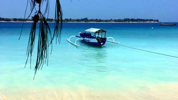 Una spiaggia nelle vicinanze, snorkeling, pesca