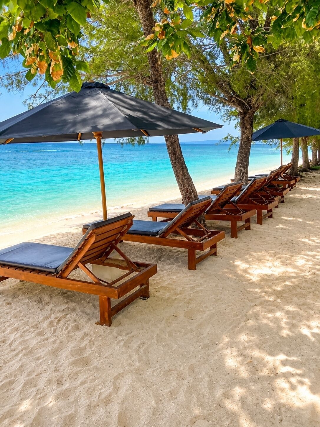 Beach nearby, snorkelling, fishing