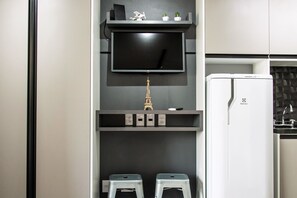 City Studio, 1 Queen Bed | Individually decorated, individually furnished, laptop workspace - Ispecialle Congonhas (São Paulo)