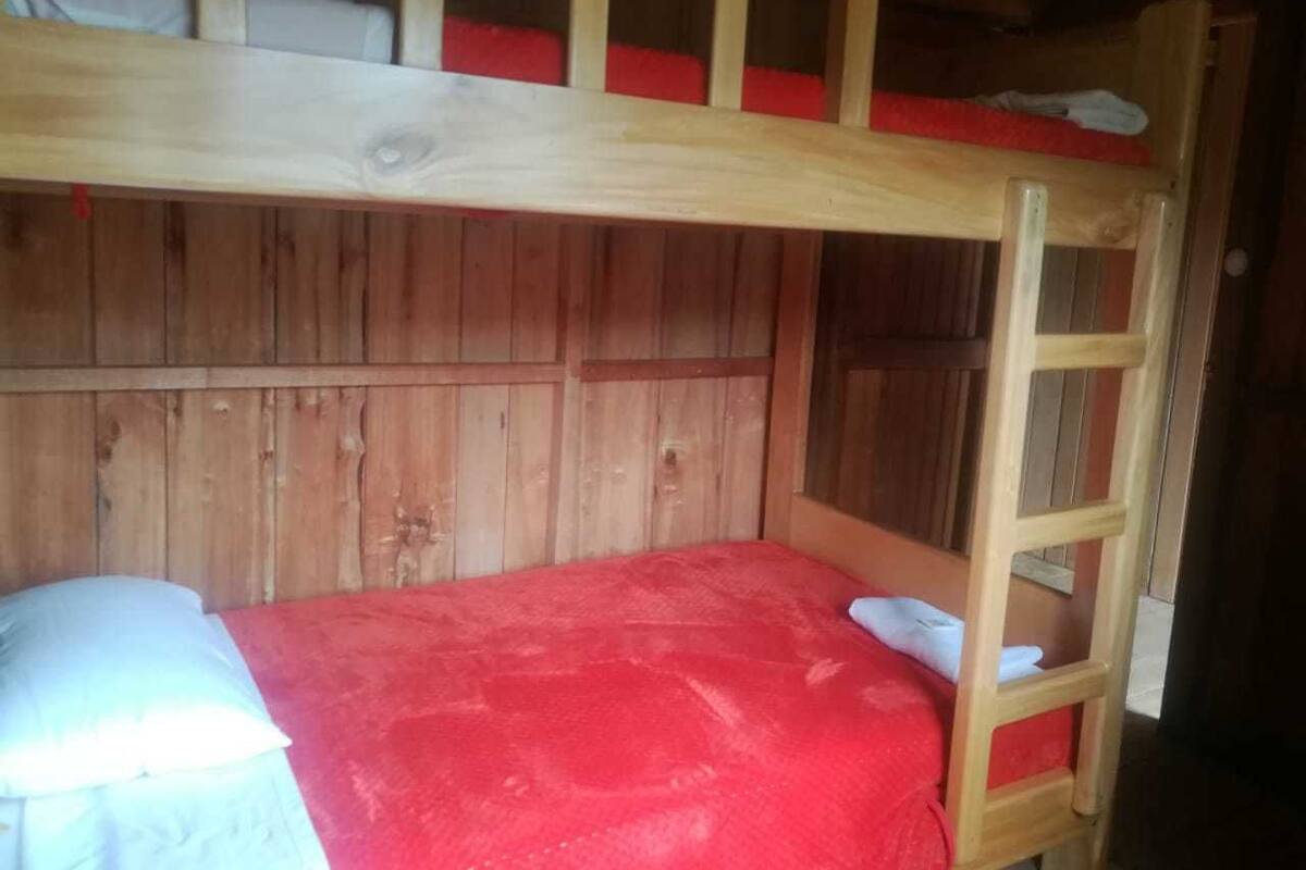 Habitación económica doble | Wifi gratis y ropa de cama