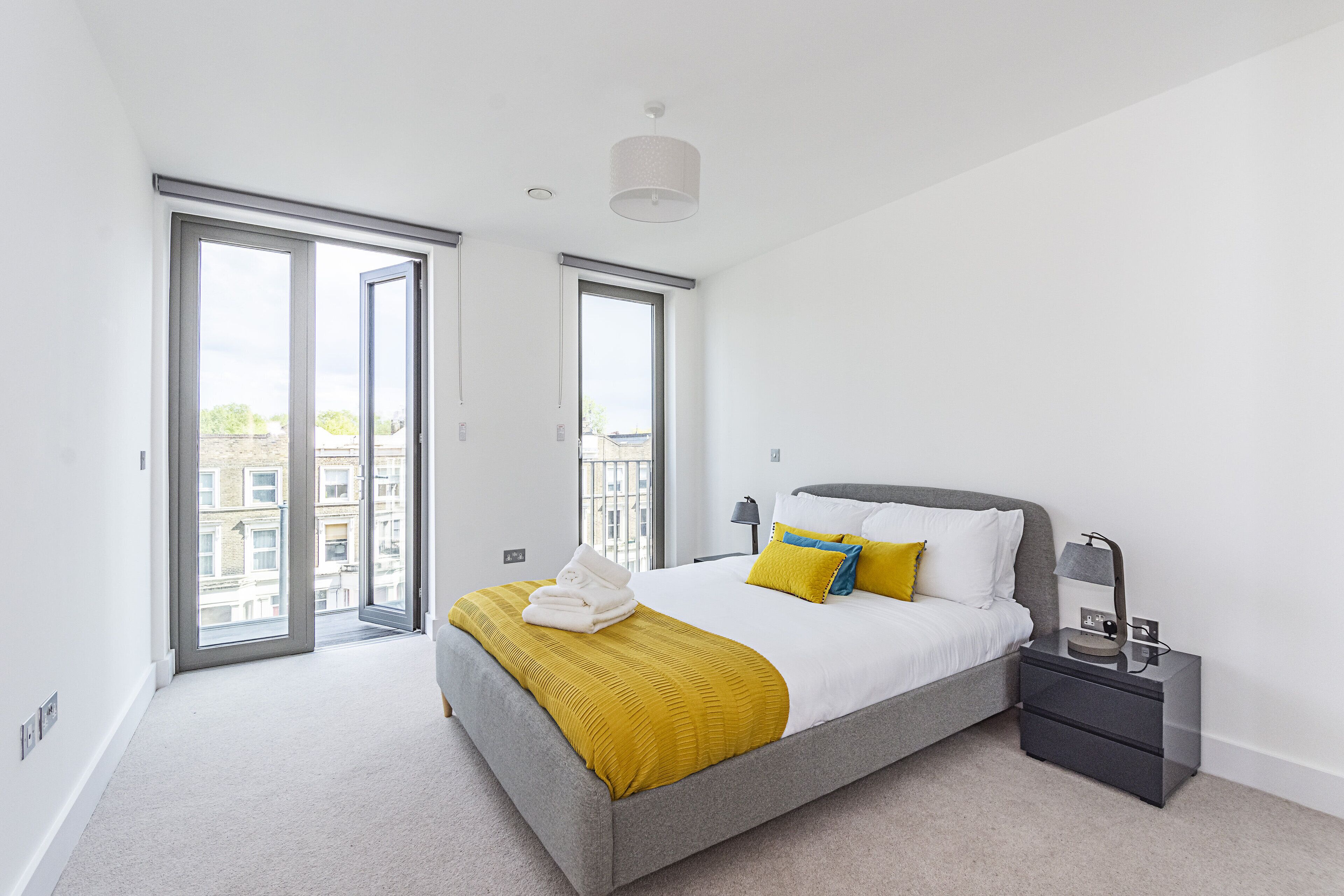 3 bedrooms, iron/ironing board, travel cot, free WiFi