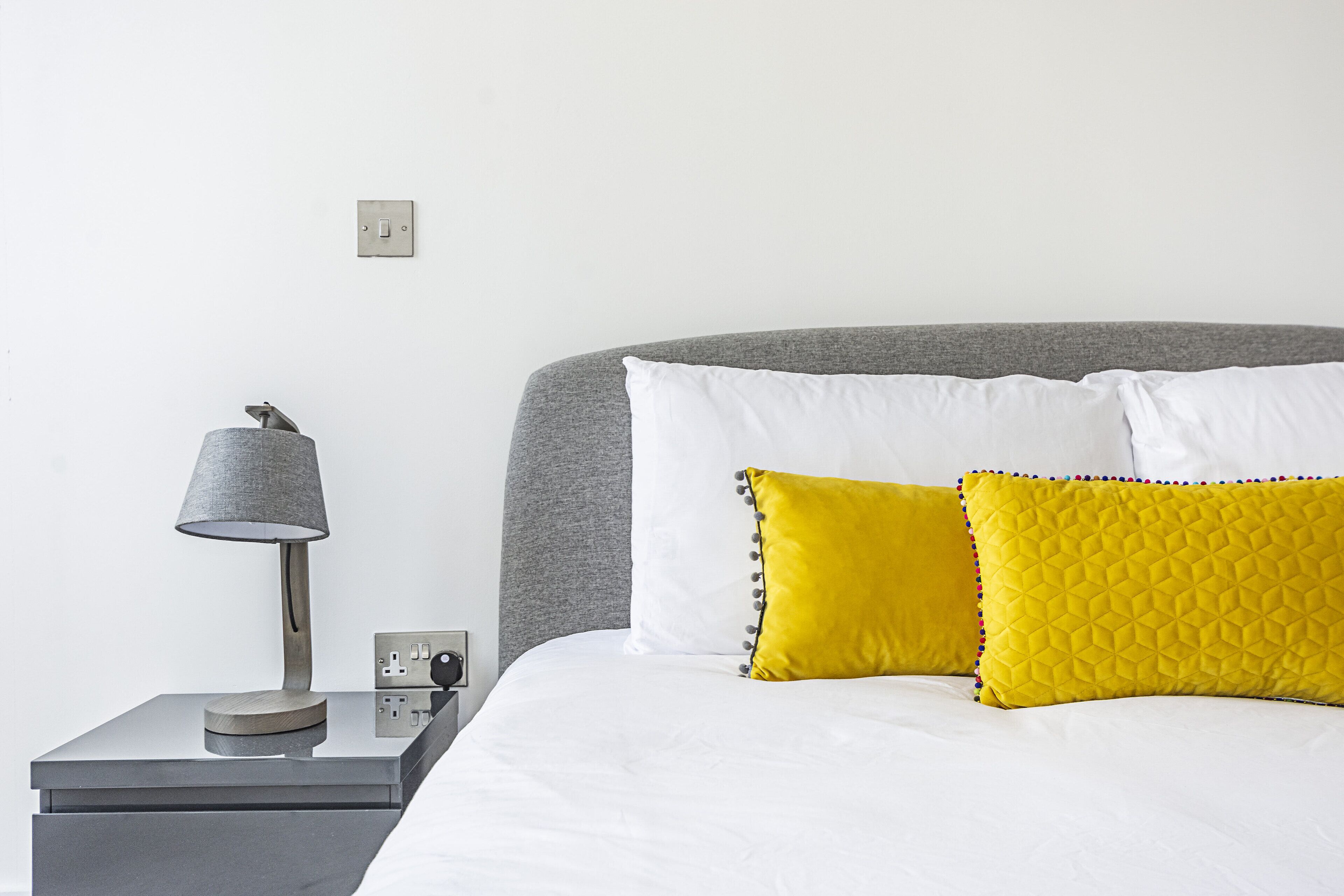 2 bedrooms, iron/ironing board, travel cot, free WiFi