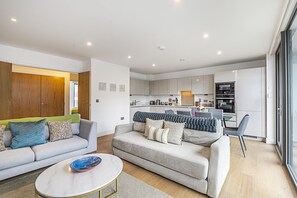 Smart TV, DVD player, books