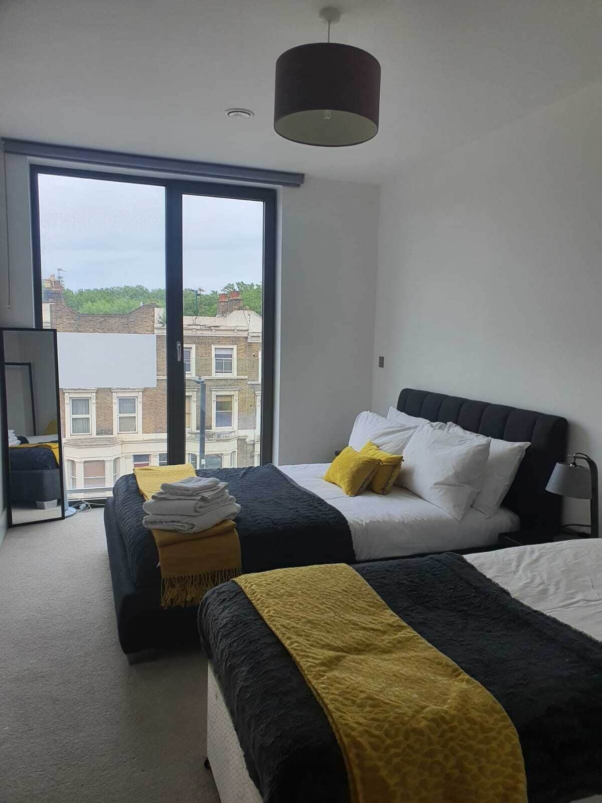 3 bedrooms, iron/ironing board, travel cot, free WiFi