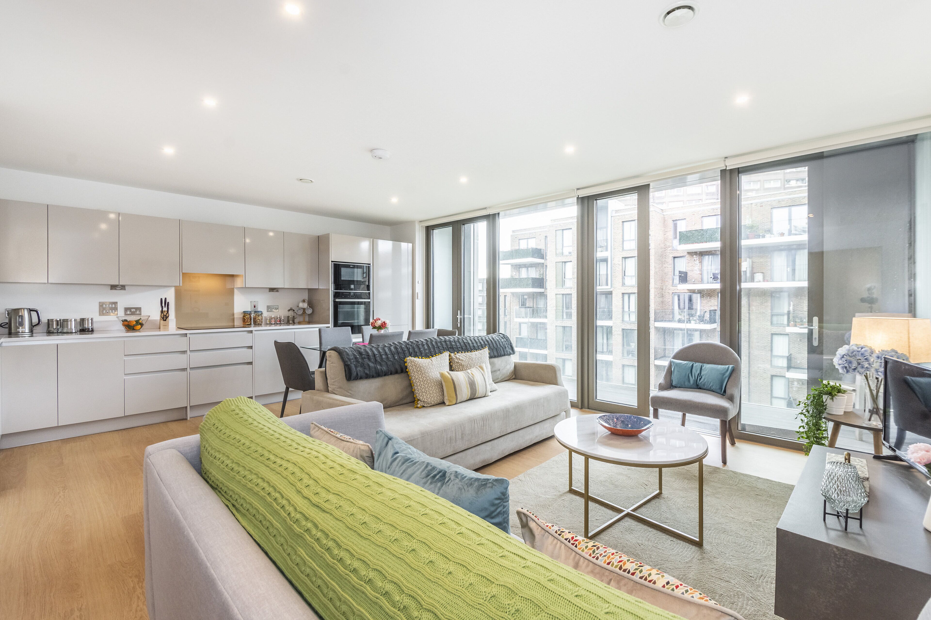 Smart TV, DVD player, books