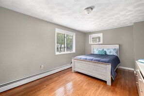 4 chambres, fer et planche à repasser, Wi-Fi, draps fournis