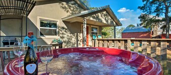Broken Bow Cottage w/ Deck, Hot Tub & Fire Pit!