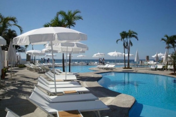 Piscine extérieure, piscine chauffée