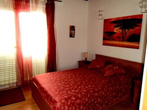 2 Schlafzimmer, Bügeleisen/Bügelbrett, Reisekinderbett, kostenloses WLAN