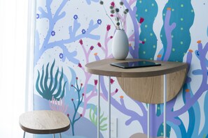 Seabed Canopy "Venus' Flower Basket" by Lulu Kouno - BnA Alter Museum (Kyoto)