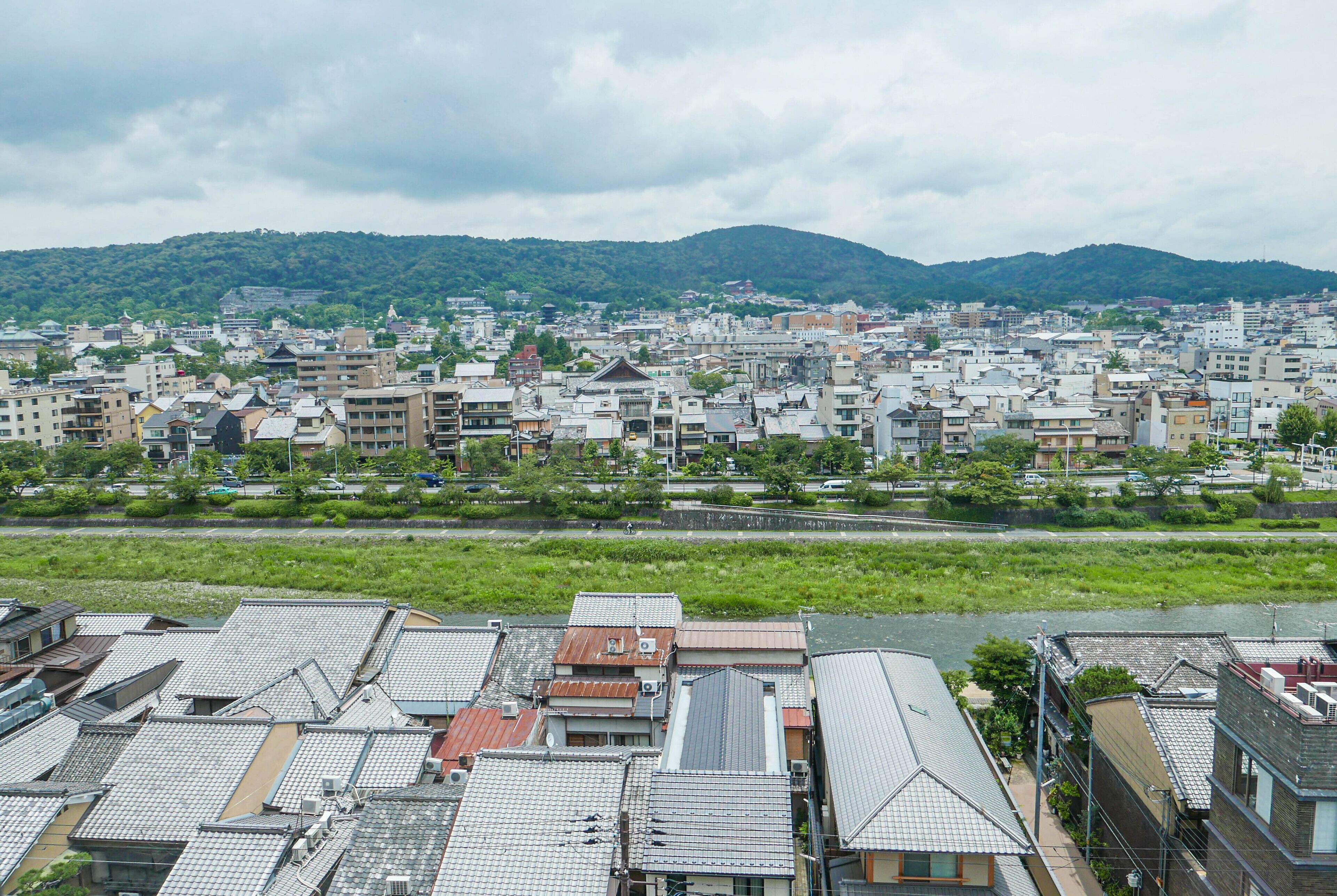 delux suite - eye - 1003 | city view