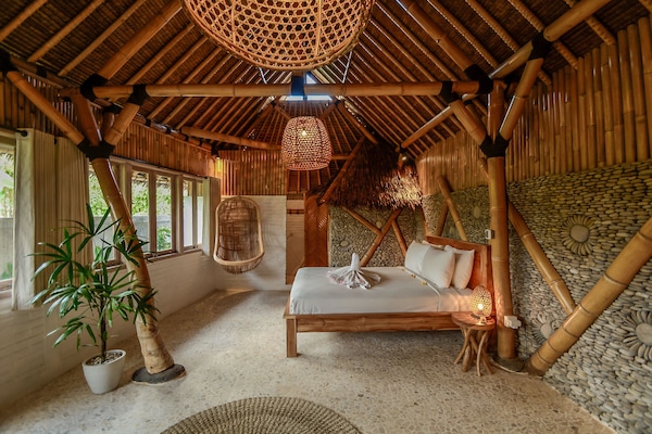 Suite de luna de miel | Caja fuerte, decoración individual, mobiliario individual y wifi gratis