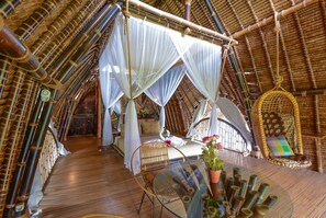 Villa Superior | Una cassaforte in camera, con stile personalizzato