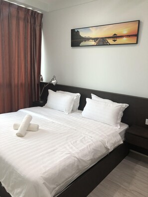 2 bedrooms, iron/ironing board