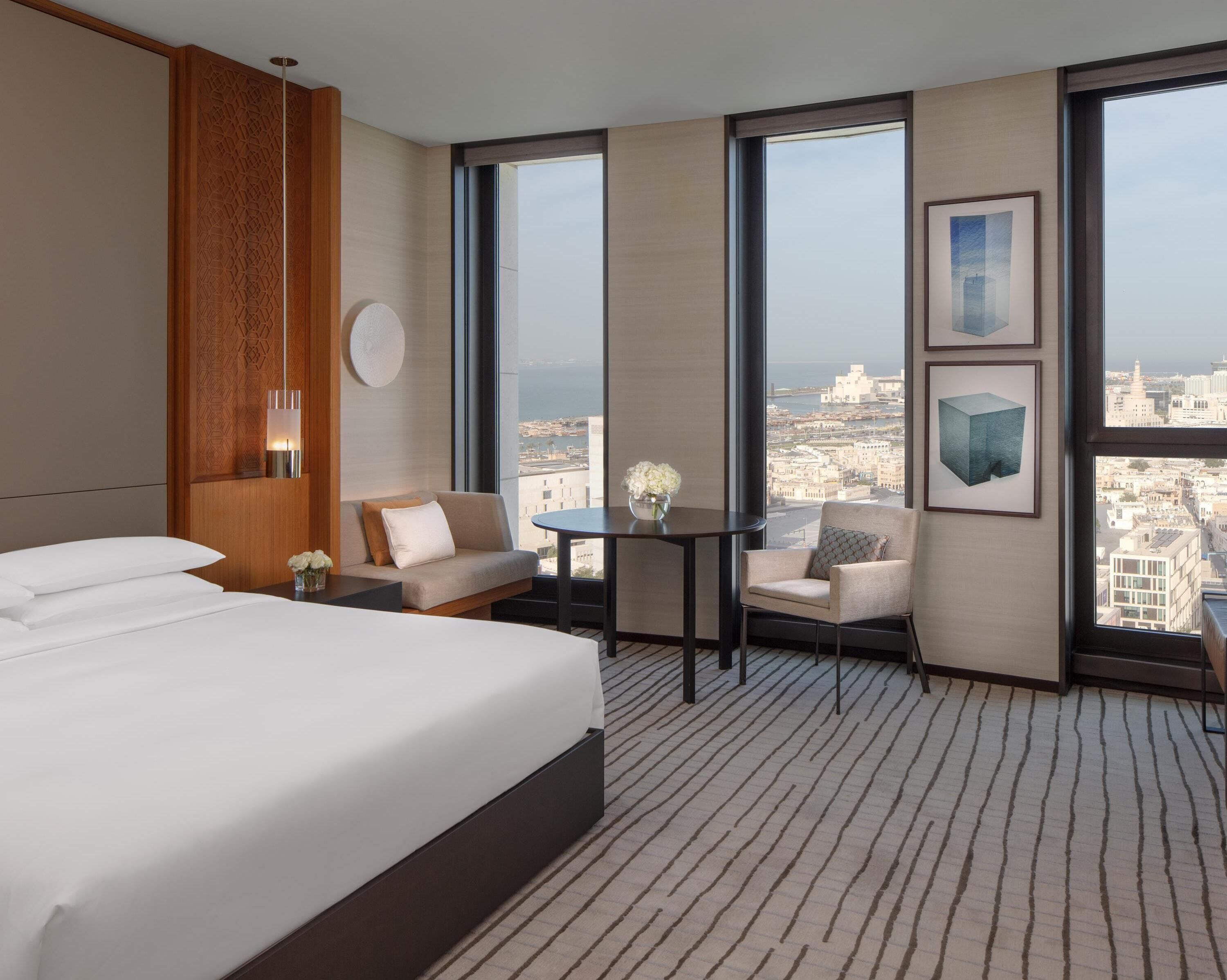 executive suite (park) | 1 bedroom, premium bedding, down duvets, minibar