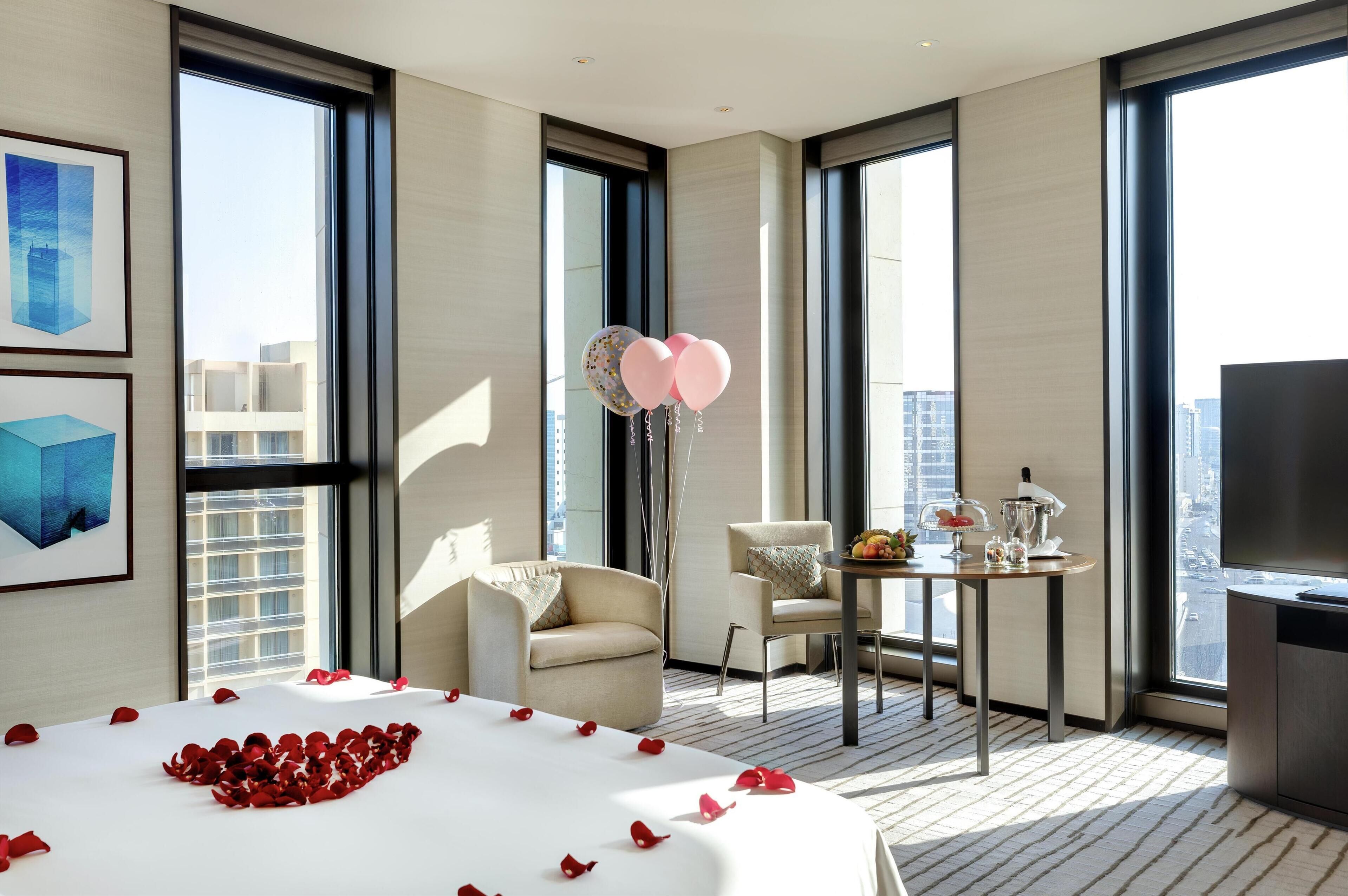 suite (park) | 1 bedroom, premium bedding, down duvets, minibar