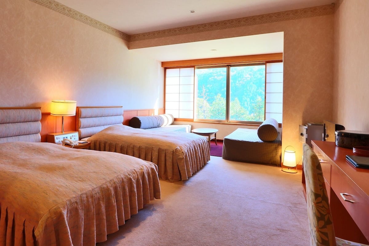In-room safe, blackout drapes, WiFi (free), bed sheets