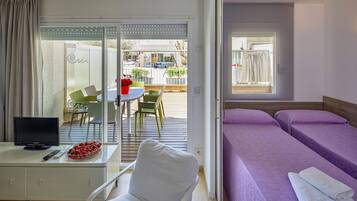 3 bedrooms, iron/ironing board