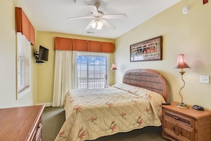 8 bedrooms, free WiFi, bed sheets