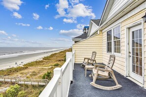 Property grounds - Seaclusion A - Ocean Front 5,000sq foot Luxury 8 bedroom duplex w/Pool (NORTH MYRTLE BEACH)