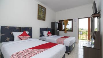 Standard-Zweibettzimmer, 2 Einzelbetten | Schreibtisch, kostenloses WLAN, Bettwäsche