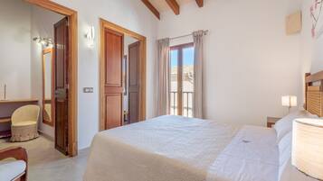 4 Schlafzimmer, Bügeleisen/Bügelbrett, kostenloses WLAN, Bettwäsche