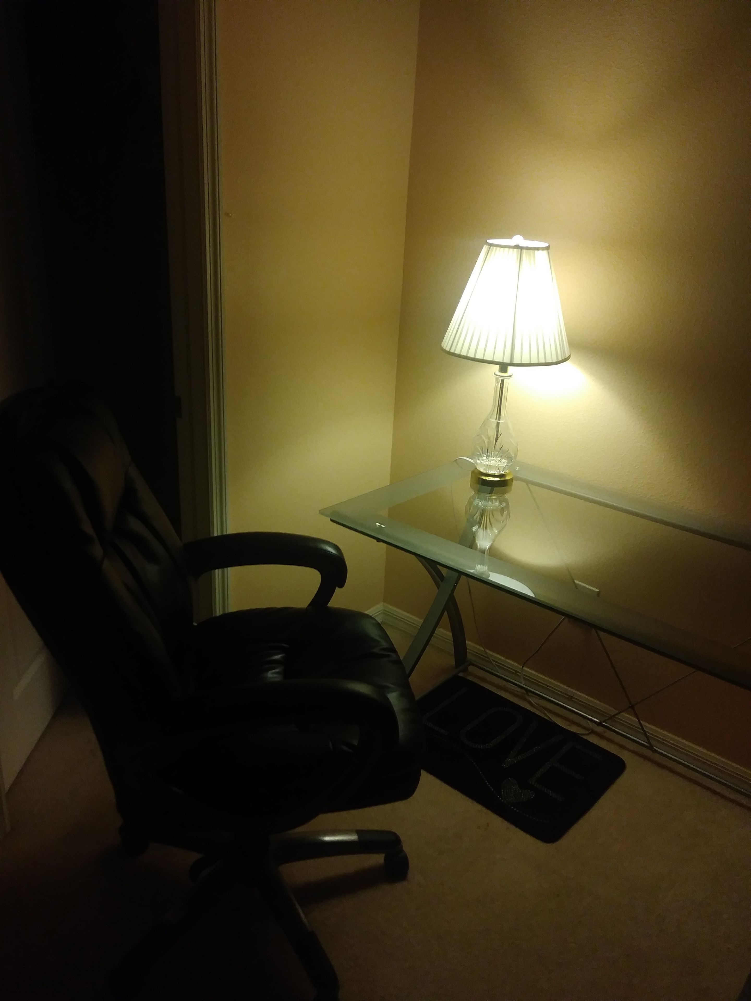 Classic Room, 1 Queen Bed | Free WiFi