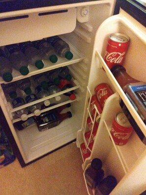 Classic Room, 1 Queen Bed | Private kitchen - Charming room in Orlando (Ocoee)