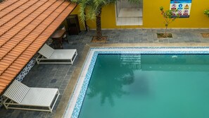 家庭房, 无烟房, 泳池景观 | 客房景观