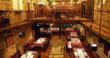 Hotel Tradita Geg & Tosk