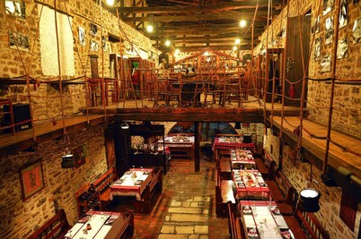 Hotel Tradita Geg & Tosk