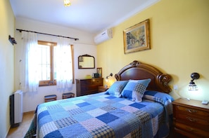 1 bedroom, iron/ironing board, bed sheets