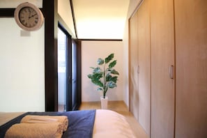 Apartamento | Cortinas blackout, quartos à prova de som, ferros/tábuas de passar roupa
